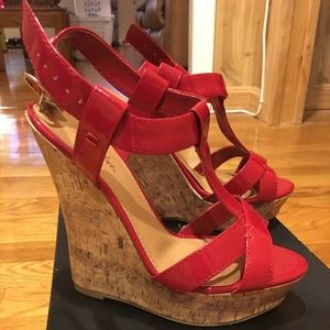 T Strap Red Wedges